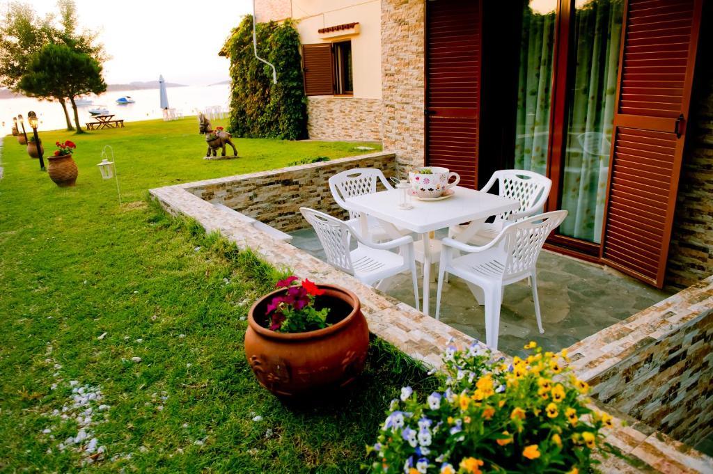 Edra Studios Vourvourou Exterior photo